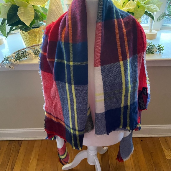 Zara holiday plaid blanket scarf! 🧣🧣🧣 - Picture 7 of 13